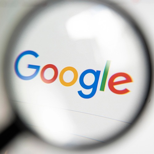 Google bewertet die Aktualität von Inhalten gezielt